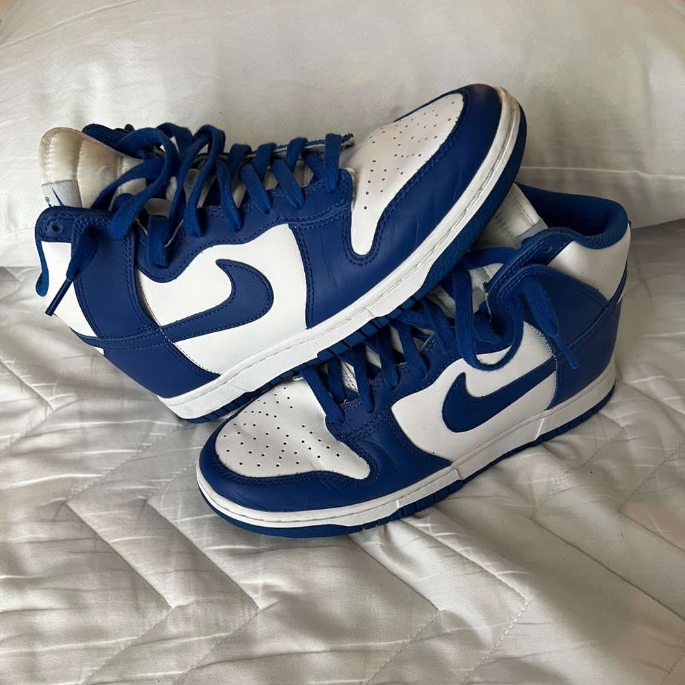 Nike Dunk High “Kentucky”